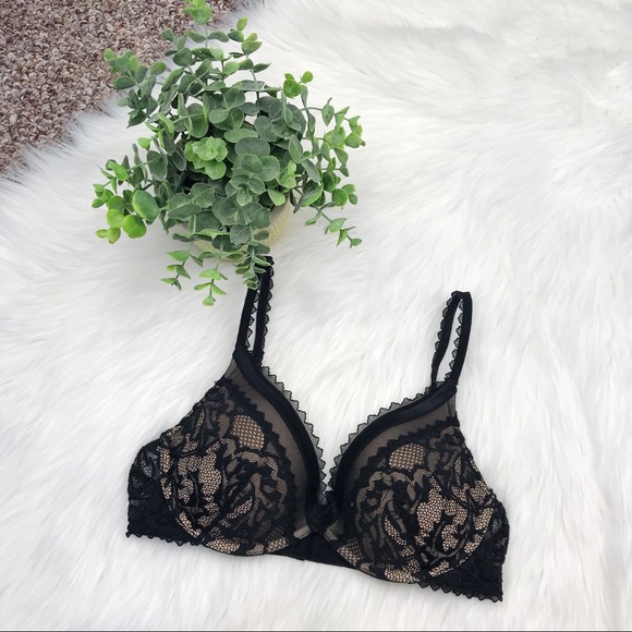 Calvin Klein Other - Calvin Klein Lace Push-Up Bra 36B